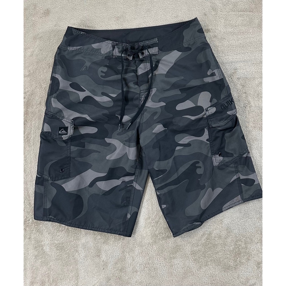 Vintage Y2K Quiksilver Board Short Men's 33 Camo Gray Green Cargo Pockets EUC